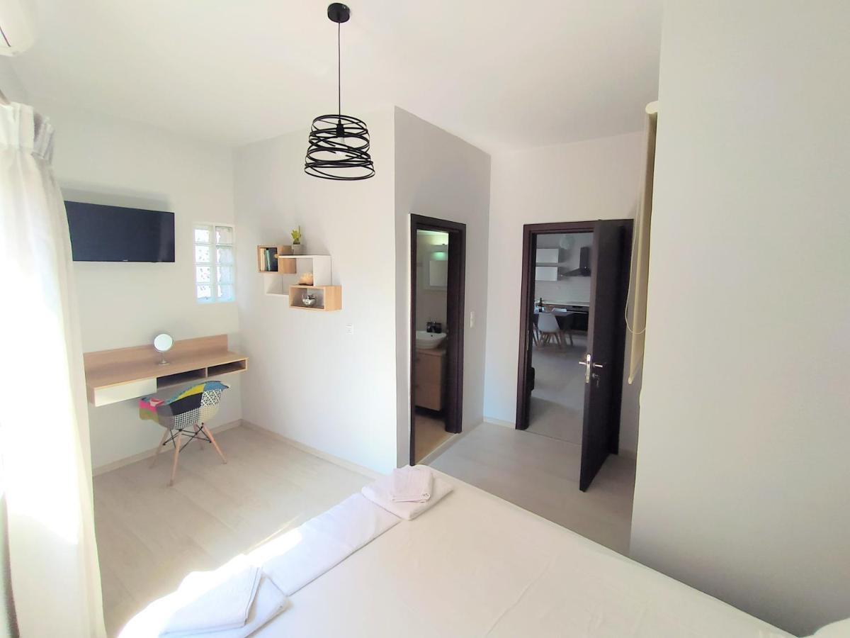S&E New Port Apartment Corfu  Bagian luar foto